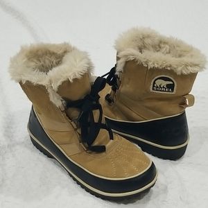Winter boots